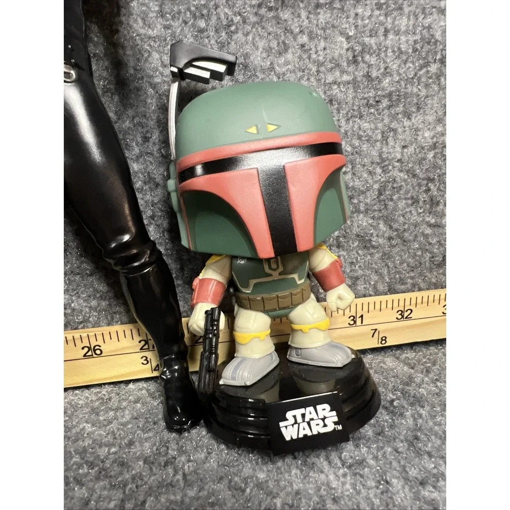 Star Wars 7-Piece Toy Lot 5 Action Figures (2 Talk) Boba Fett Funko& Lightsaber